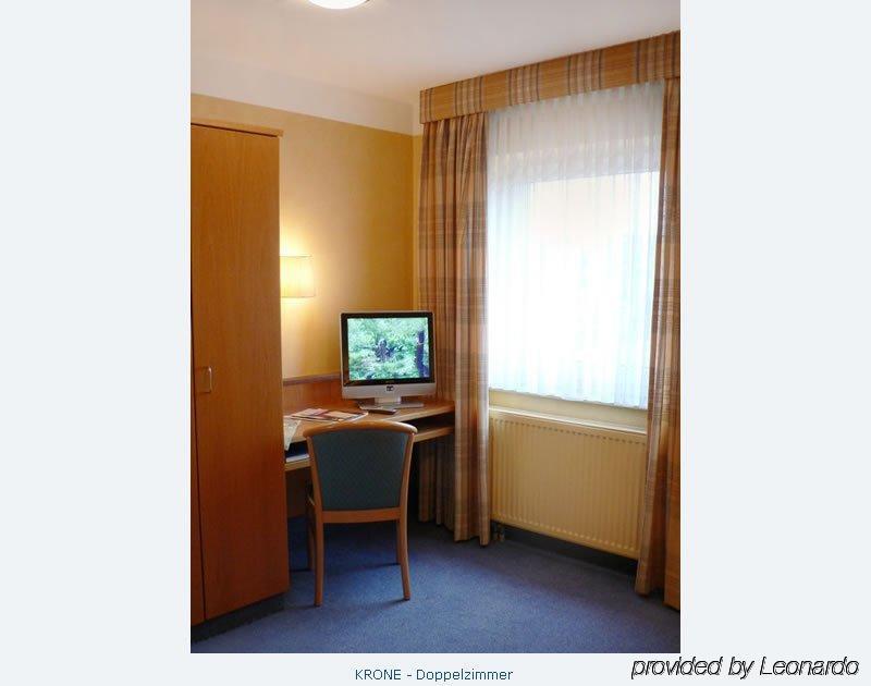 Akzent Hotel Krone Helmstadt エクステリア 写真