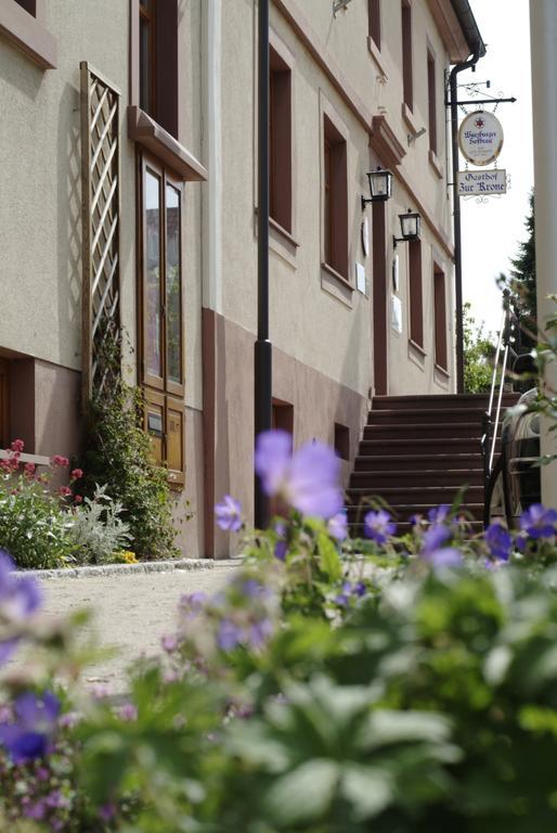 Akzent Hotel Krone Helmstadt エクステリア 写真